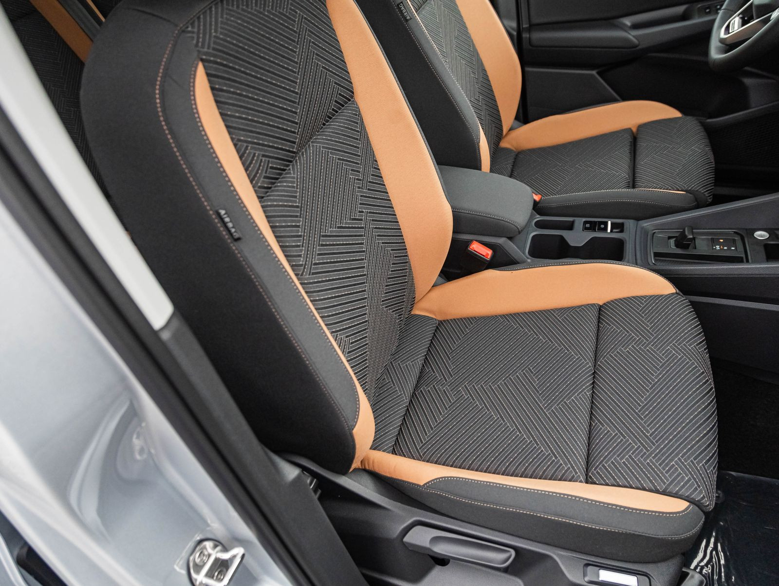 Volkswagen Caddy 2.0 TDI DSG PanAmericana, LED, Navi, Standheizung, AHK, Rückfahrkamera