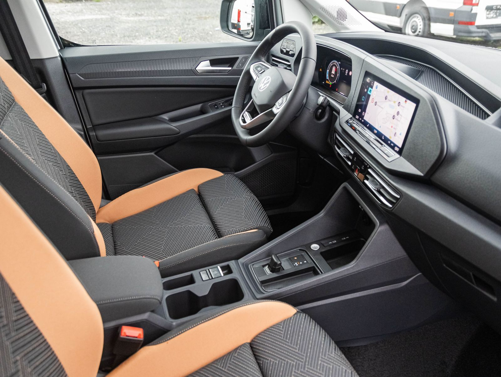 Volkswagen Caddy 2.0 TDI DSG PanAmericana, LED, Navi, Standheizung, AHK, Rückfahrkamera