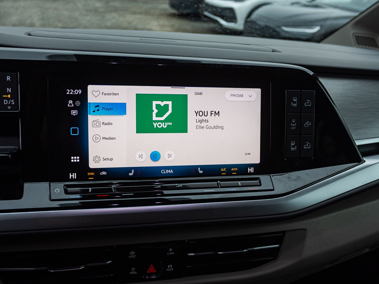 Volkswagen California Ocean 2,0 l TDI | AHK | Head Up | DCC