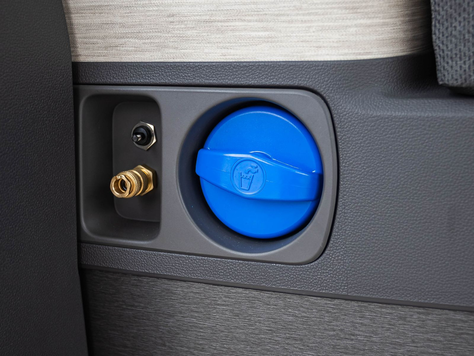 Volkswagen California Ocean 2,0 l TDI | AHK | Head Up | DCC