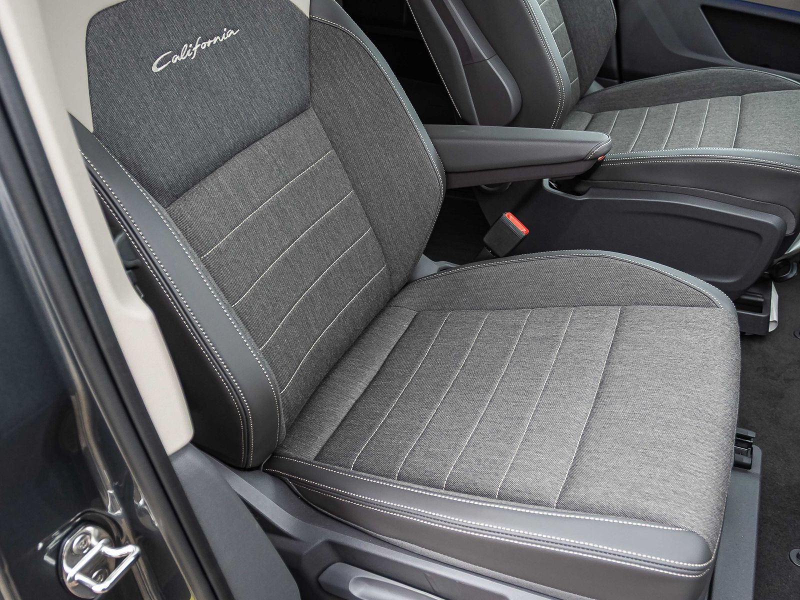 Volkswagen California Ocean 2,0 l TDI | AHK | Head Up | DCC