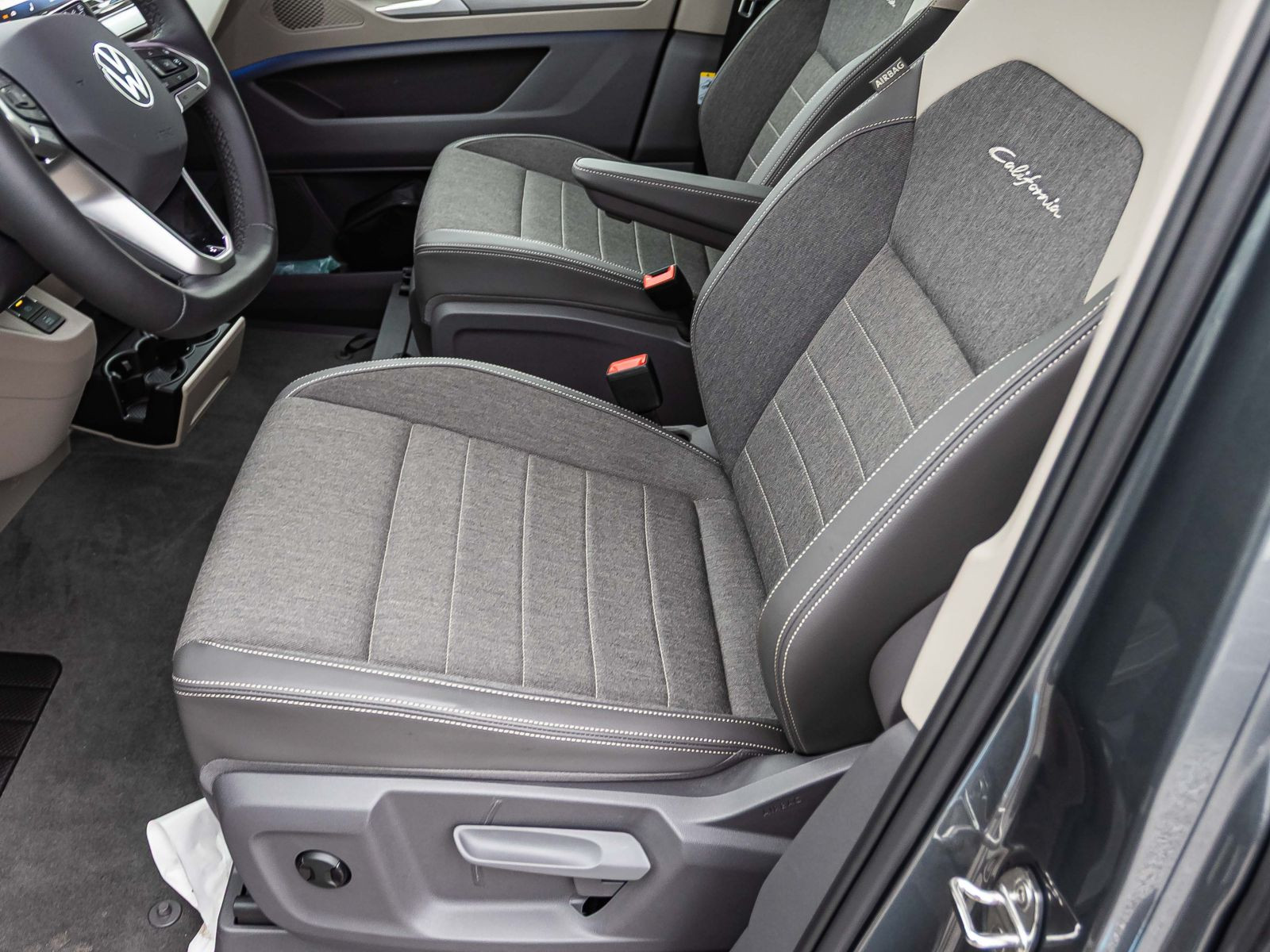 Volkswagen California Ocean 2,0 l TDI | AHK | Head Up | DCC