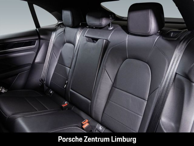 Porsche Macan 4 Abstandstempomat LED-Matrix Panoramadach