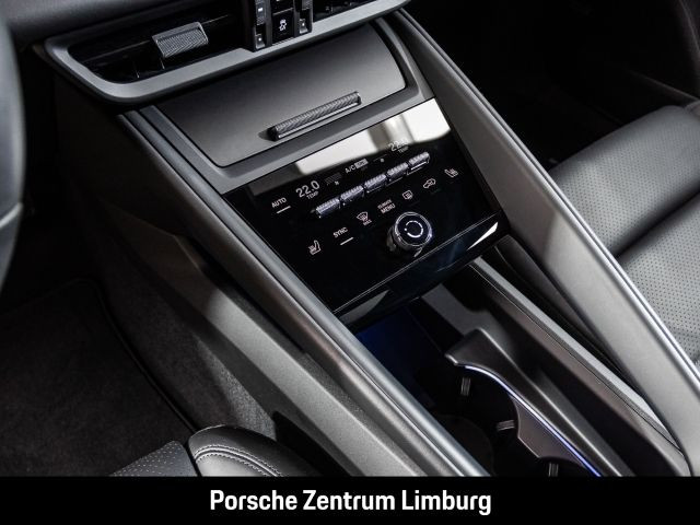 Porsche Macan 4 Abstandstempomat LED-Matrix Panoramadach