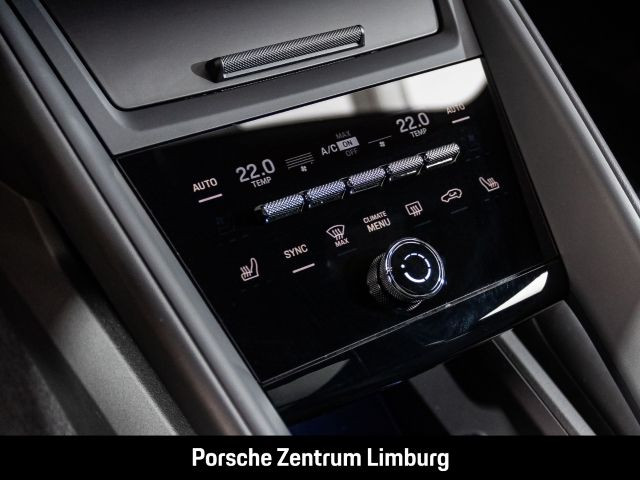 Porsche Macan 4 Abstandstempomat LED-Matrix Panoramadach