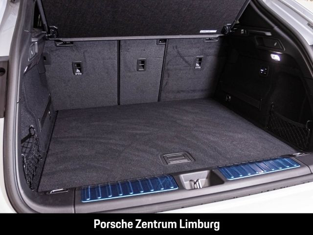 Porsche Macan 4 Abstandstempomat LED-Matrix Panoramadach