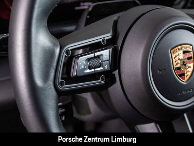 Porsche Macan 4 Abstandstempomat LED-Matrix Panoramadach