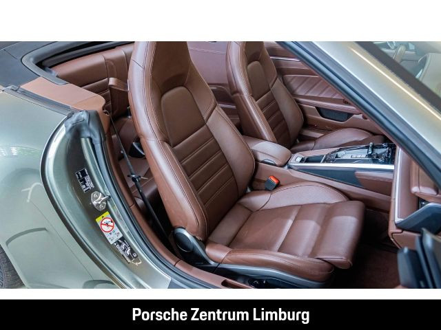 Porsche 992 911 Carrera 4 Cabrio Clubleder Sportabgas