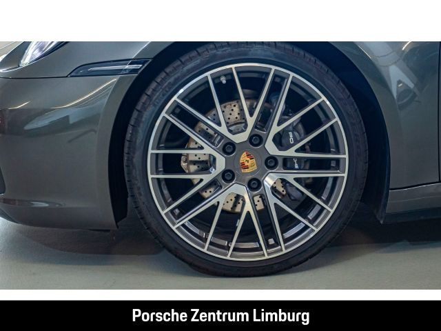 Porsche 992 911 Carrera 4 Cabrio Clubleder Sportabgas