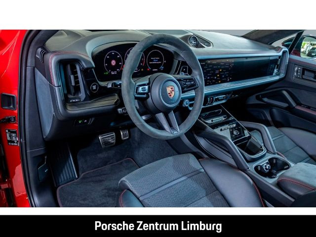 Porsche Cayenne GTS Coupe Hinterachslenkung InnoDrive