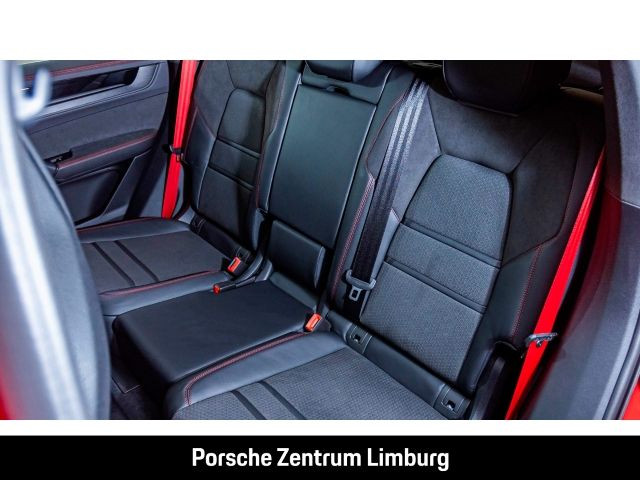 Porsche Cayenne GTS Coupe Hinterachslenkung InnoDrive