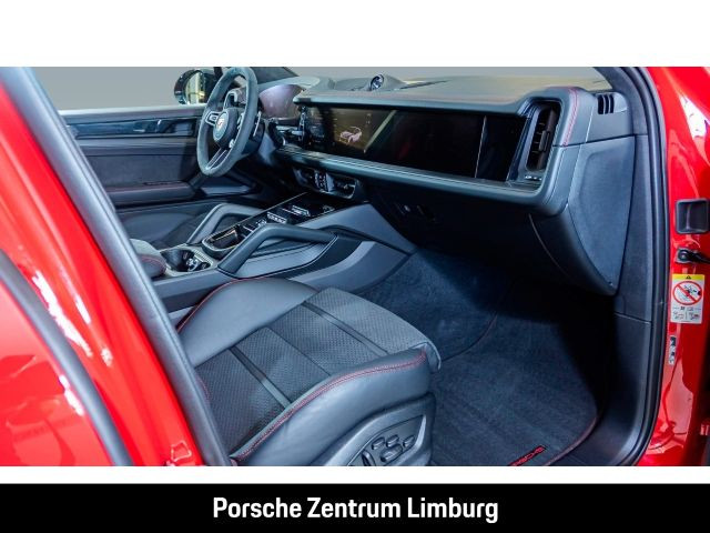 Porsche Cayenne GTS Coupe Hinterachslenkung InnoDrive