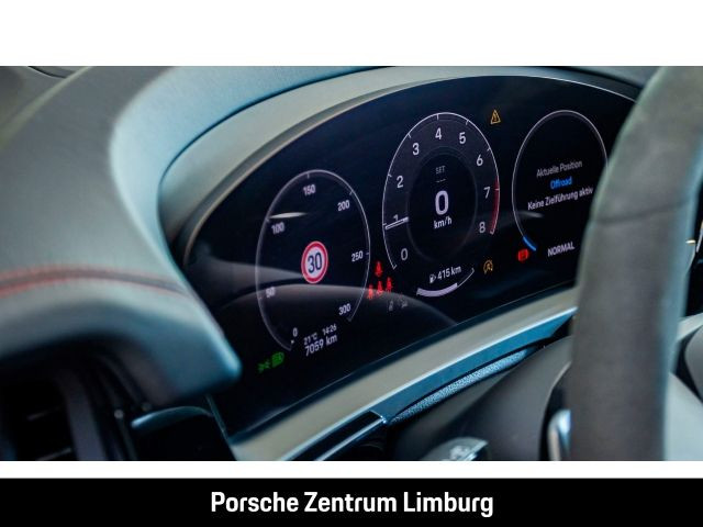 Porsche Cayenne GTS Coupe Hinterachslenkung InnoDrive