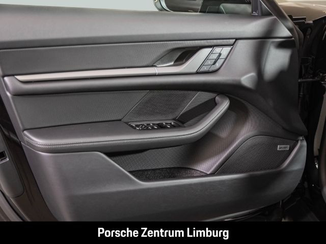 Porsche Taycan 4 Cross Turismo LED-Matrix Panoramadach