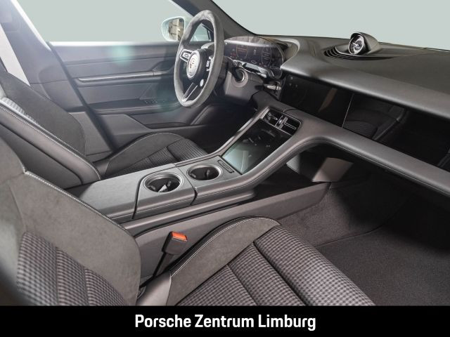 Porsche Taycan InnoDrive LED-Matrix Rückfahrkamera BOSE