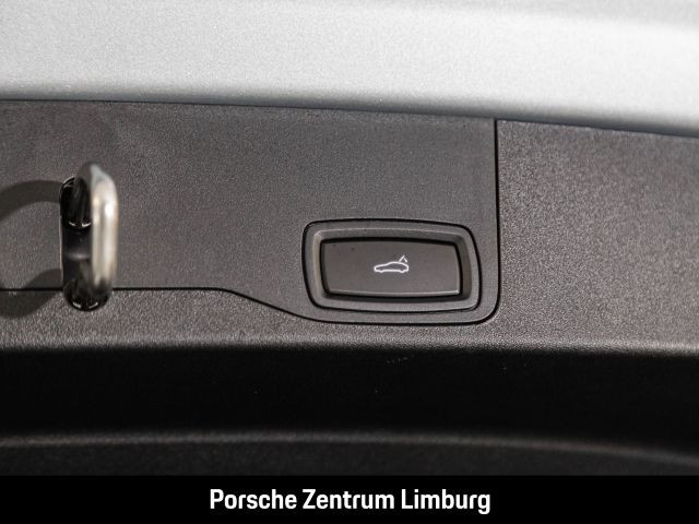 Porsche Taycan Sport Turismo LED-Matrix Abstandstempomat