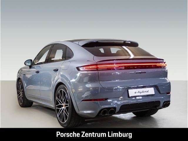 Porsche Cayenne E-Hybrid Coupe Black Edition HA-Lenkung