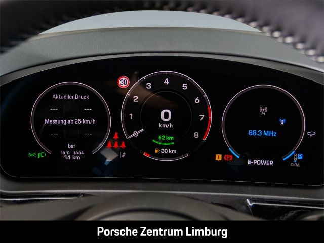 Porsche Cayenne E-Hybrid Coupe Black Edition HA-Lenkung