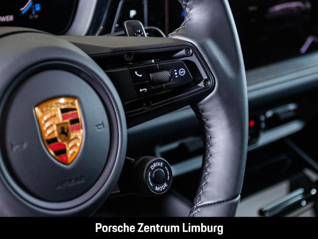 Porsche Cayenne E-Hybrid Coupe Black Edition HA-Lenkung