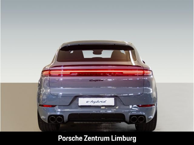 Porsche Cayenne E-Hybrid Coupe Black Edition HA-Lenkung