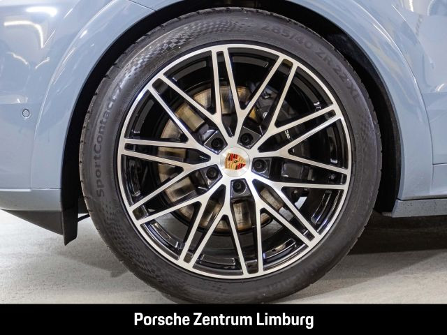 Porsche Cayenne E-Hybrid Coupe Black Edition HA-Lenkung