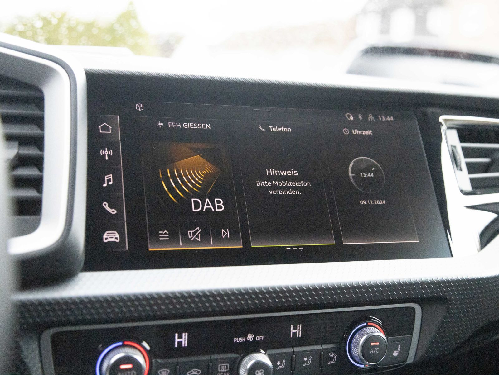 Audi A1 allstreet 30TFSI Stronic Sitzhzg GRA EPH DAB Klimaautomatik