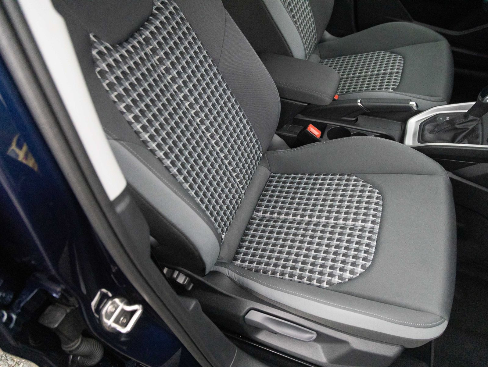 Audi A1 allstreet 30TFSI Stronic Sitzhzg GRA EPH DAB Klimaautomatik