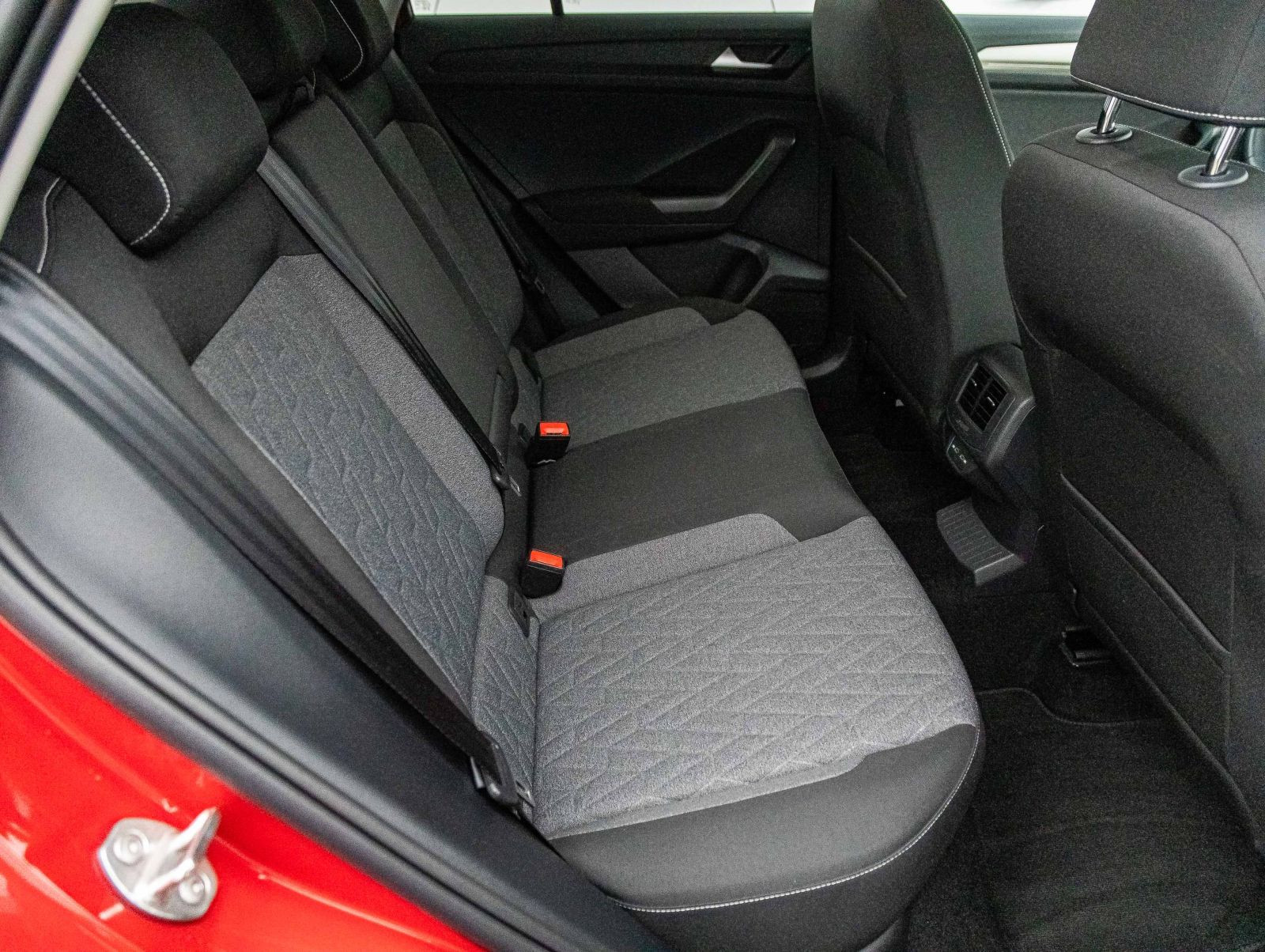 Volkswagen T-Roc 1.5 TSI "MOVE" DSG Navi LED Digital Cockpit EPH DAB