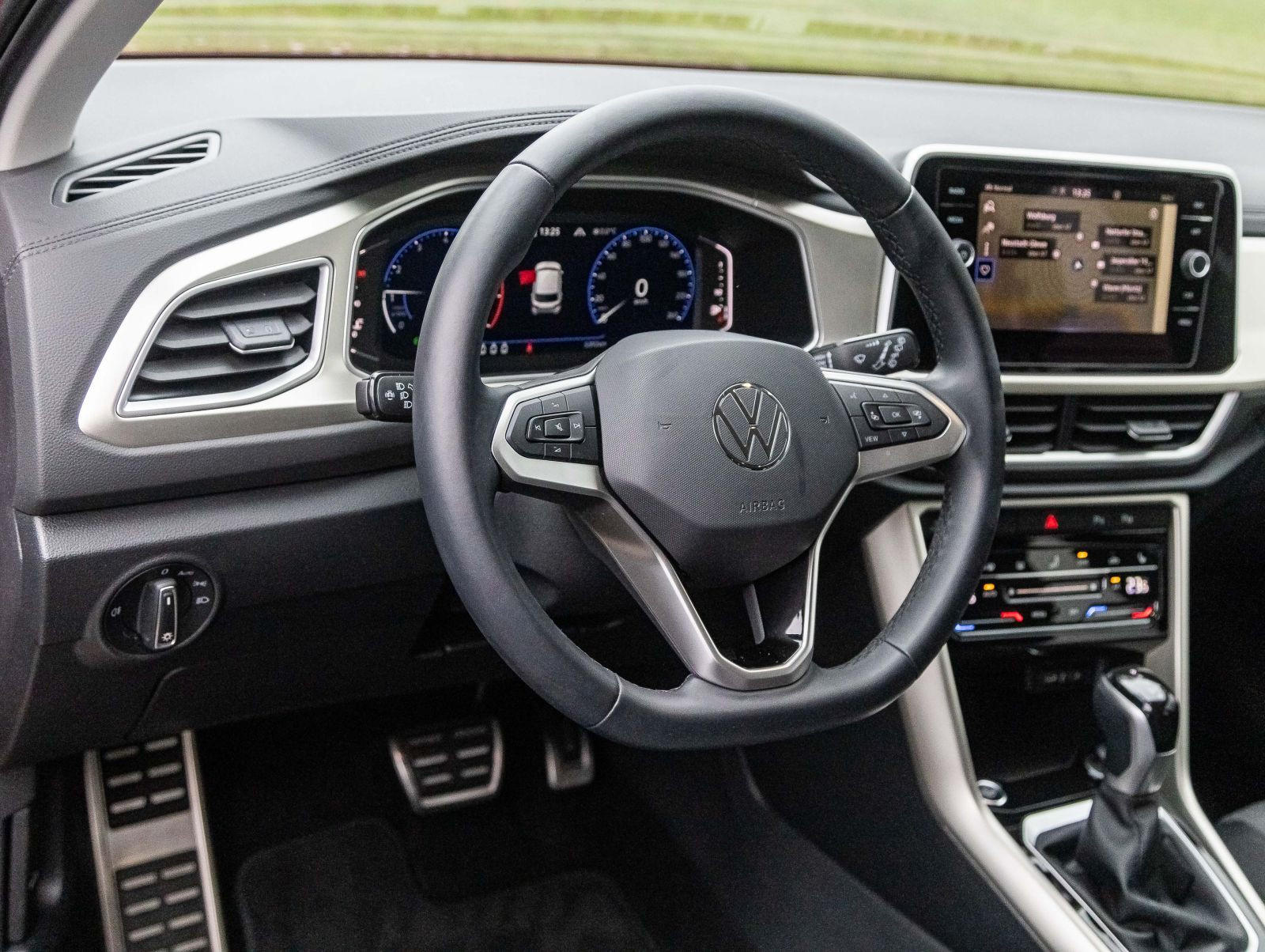Volkswagen T-Roc 1.5 TSI "MOVE" DSG Navi LED Digital Cockpit EPH DAB