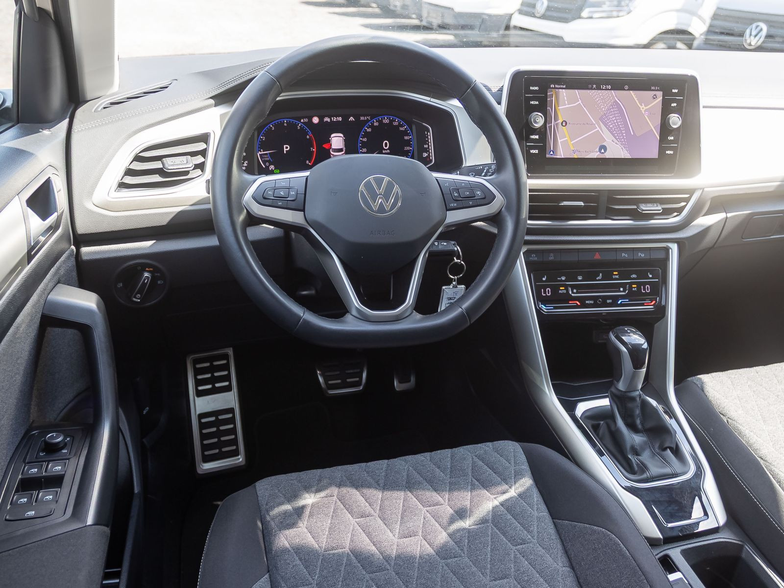 Volkswagen T-Roc 1.5 TSI "MOVE" DSG Navi LED Digital Cockpit EPH DAB
