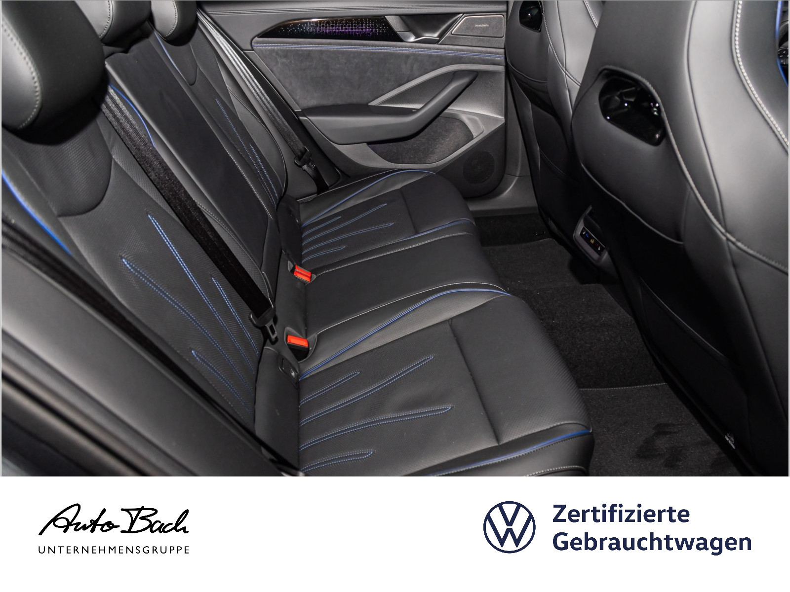 Volkswagen Passat Variant 2.0 TDI "R-Line" 4M DSG Navi Standhzg Panorama Digital Cockpit ACC DCC AHK