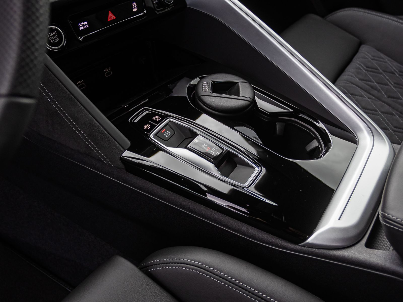 Audi Q5 SUV TDI quattro 150 kW S line Tech-plus AHK