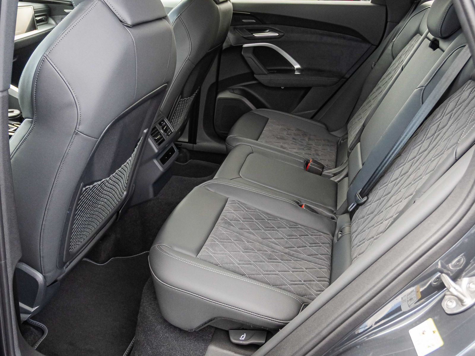 Audi Q5 SUV TDI quattro 150 kW S line Tech-plus AHK