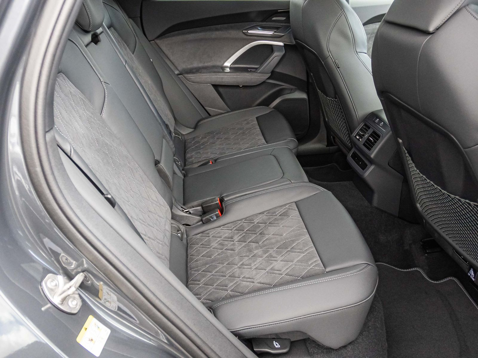 Audi Q5 SUV TDI quattro 150 kW S line Tech-plus AHK