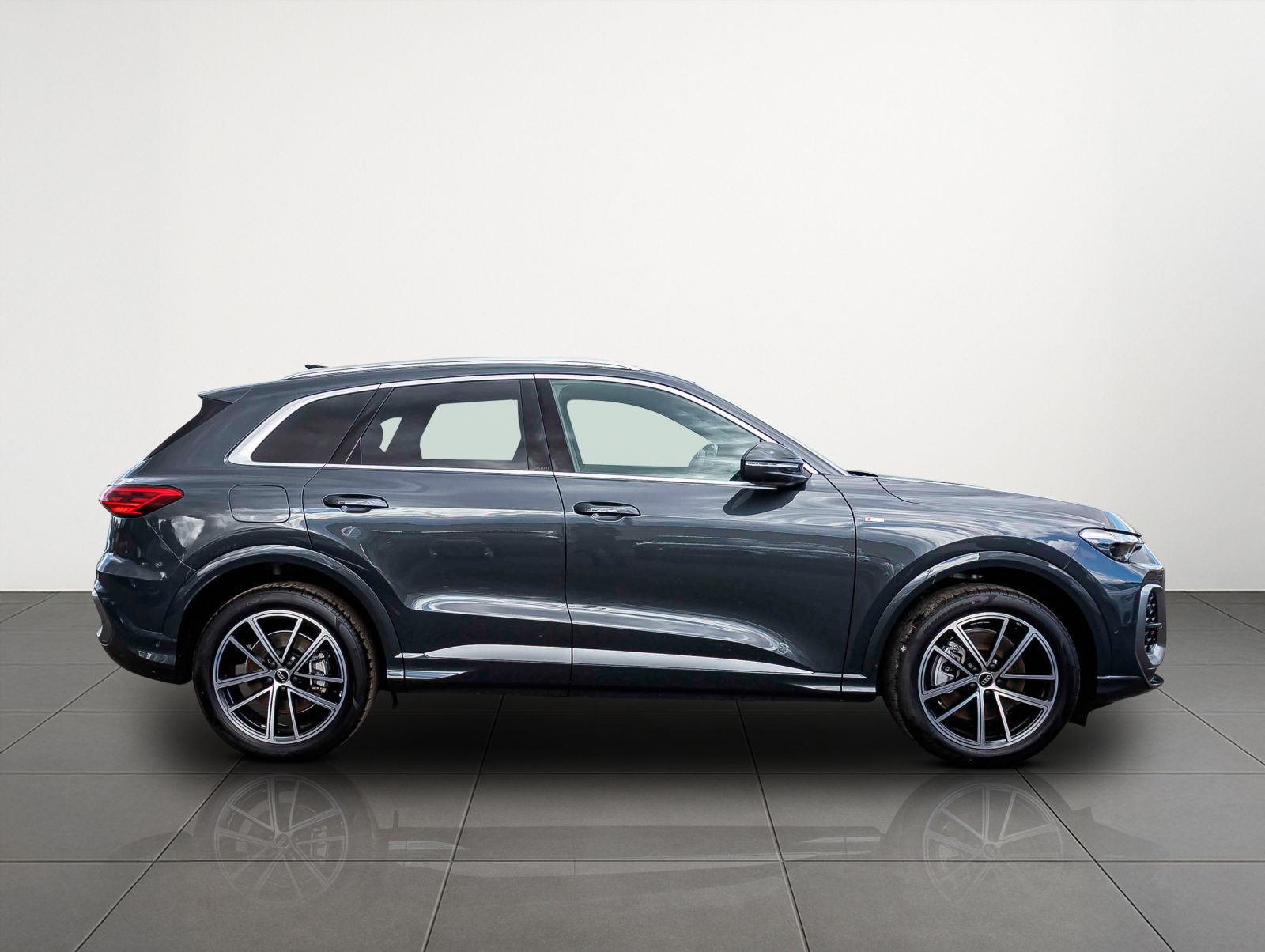 Audi Q5 SUV TDI quattro 150 kW S line Tech-plus AHK