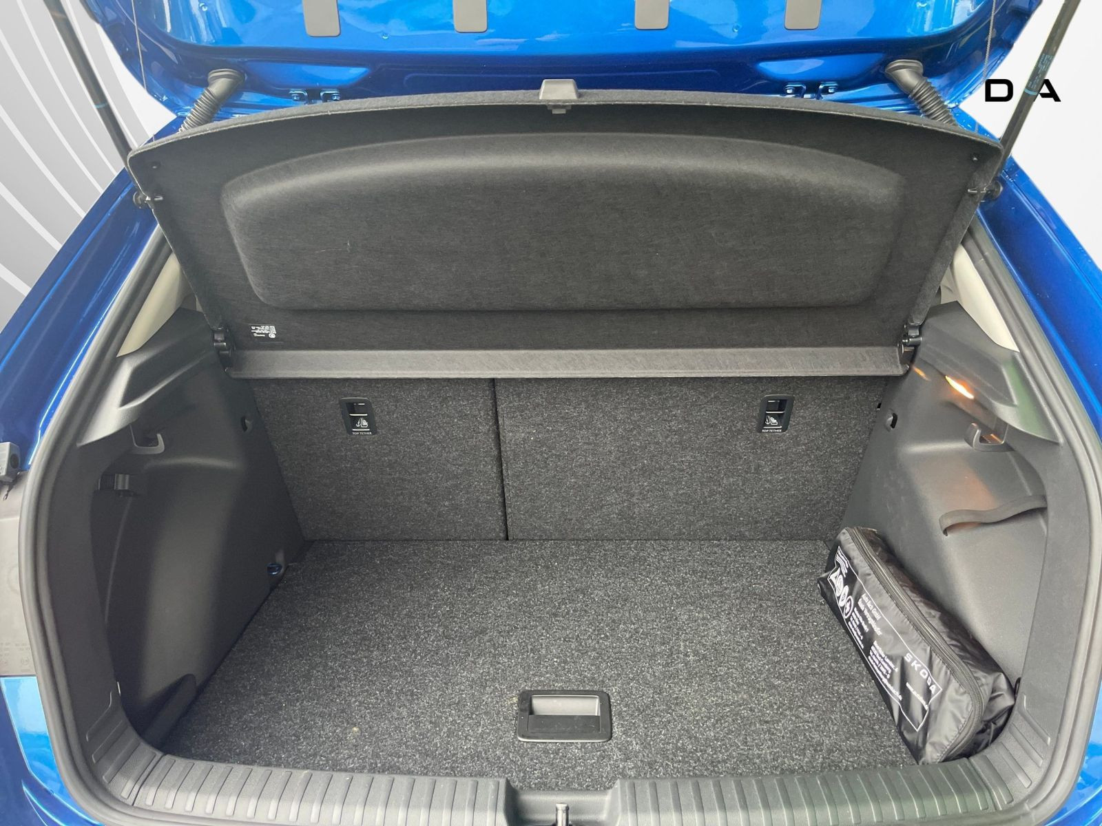 Skoda Fabia 1.0 TSI Tour LED CarPlay GRA RFK DAB