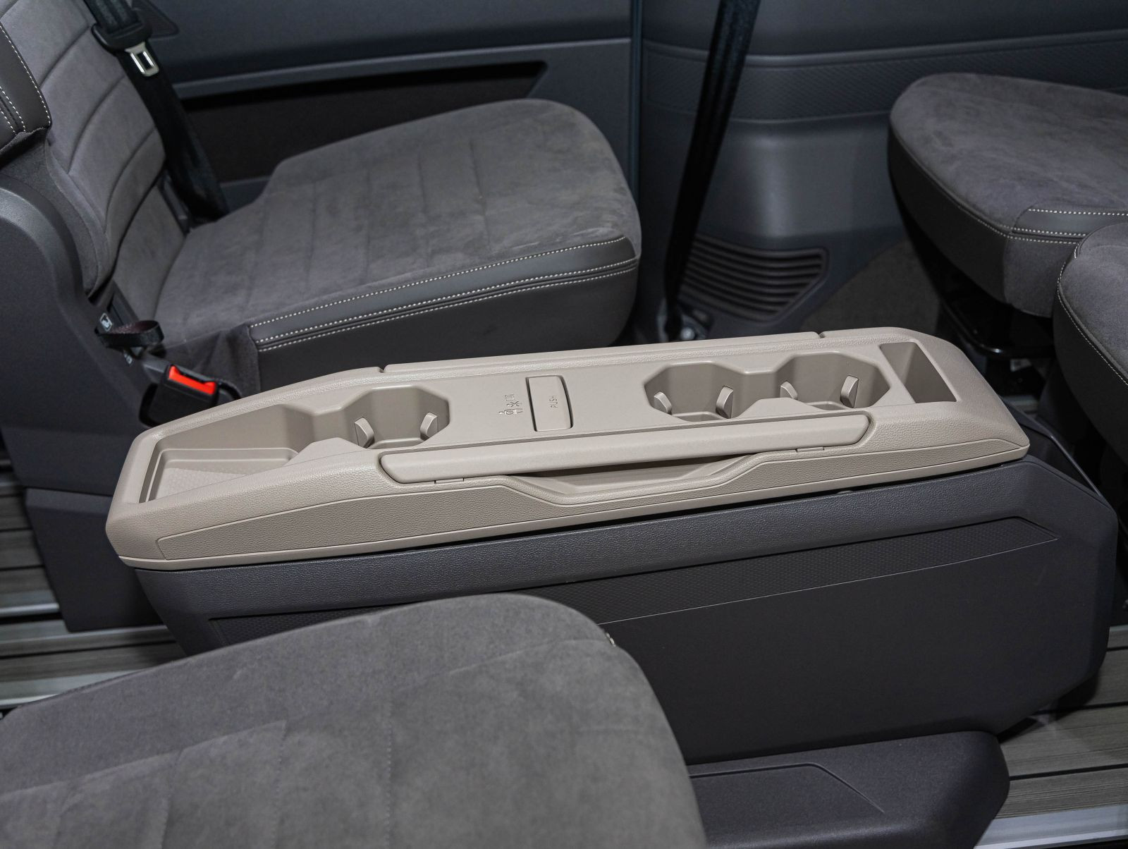 Volkswagen T7 Multivan Style 2,0 l TSI lang | keyless | Easy Open