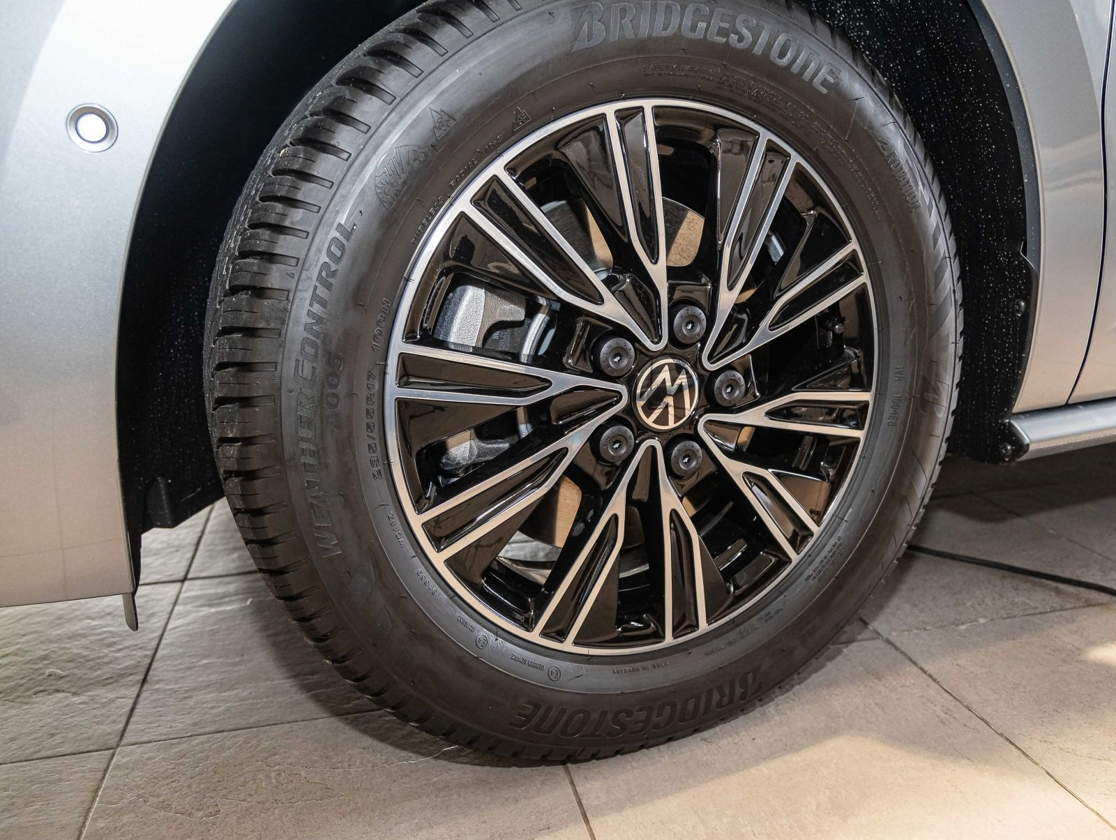 Volkswagen T7 Multivan Style 2,0 l TSI lang | keyless | Easy Open