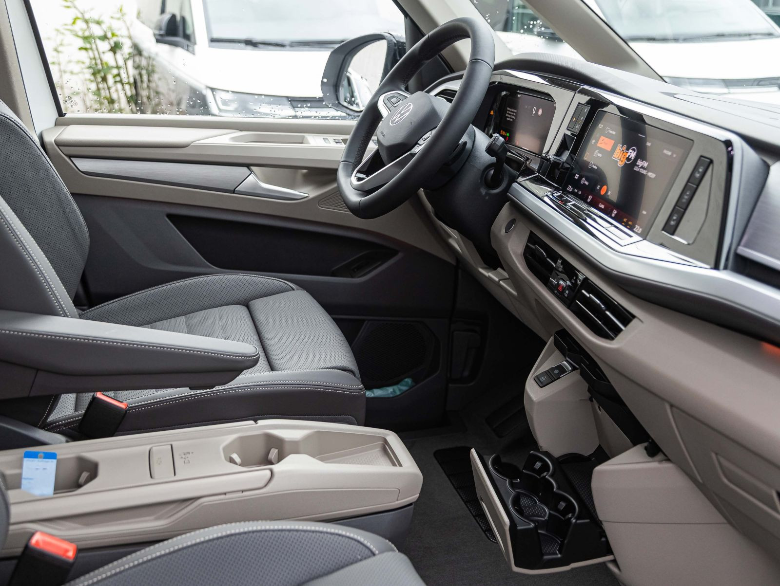 Volkswagen T7 Multivan Life "Edition" 2,0l TDI lang | Easy Open