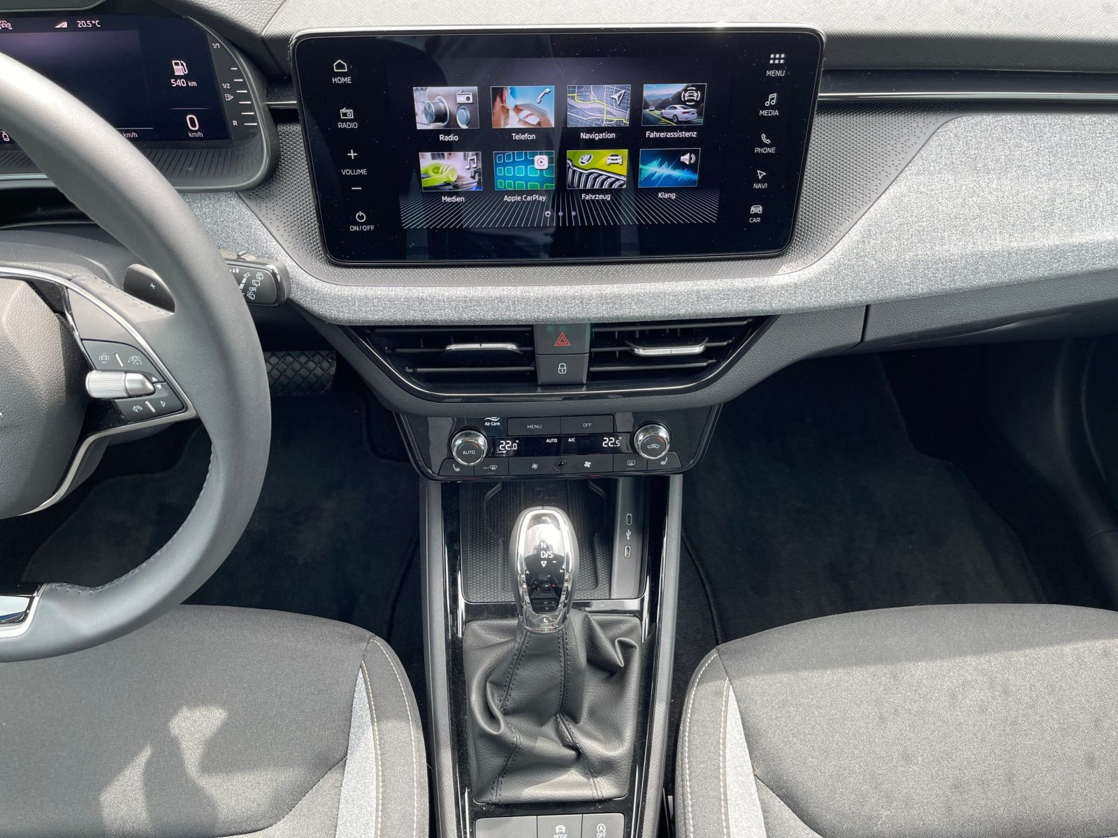 Skoda Kamiq 1.5 TSI Tour DSG Navi LED ACC EPH DAB