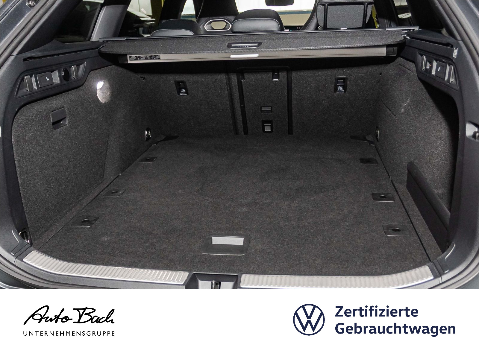 Volkswagen Passat Variant 2.0 TDI DSG R-Line, 4MOTION, Matrix-LED, Navi, DCC, Area View