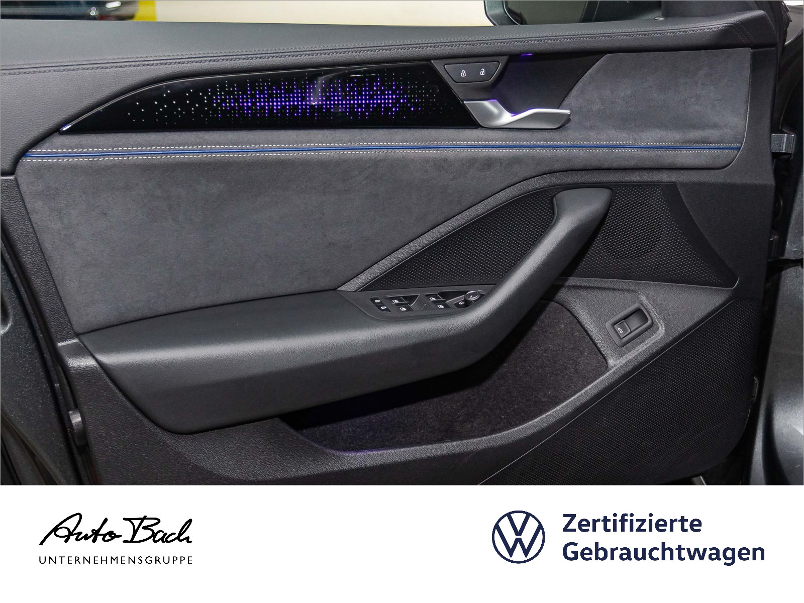 Volkswagen Passat Variant 2.0 TDI DSG R-Line, 4MOTION, Matrix-LED, Navi, DCC, Area View