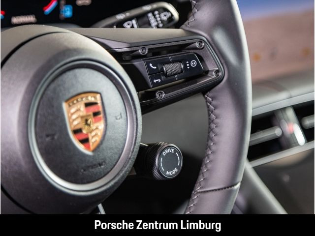 Porsche Taycan 4 Cross Turismo LED-Matrix Panoramadach