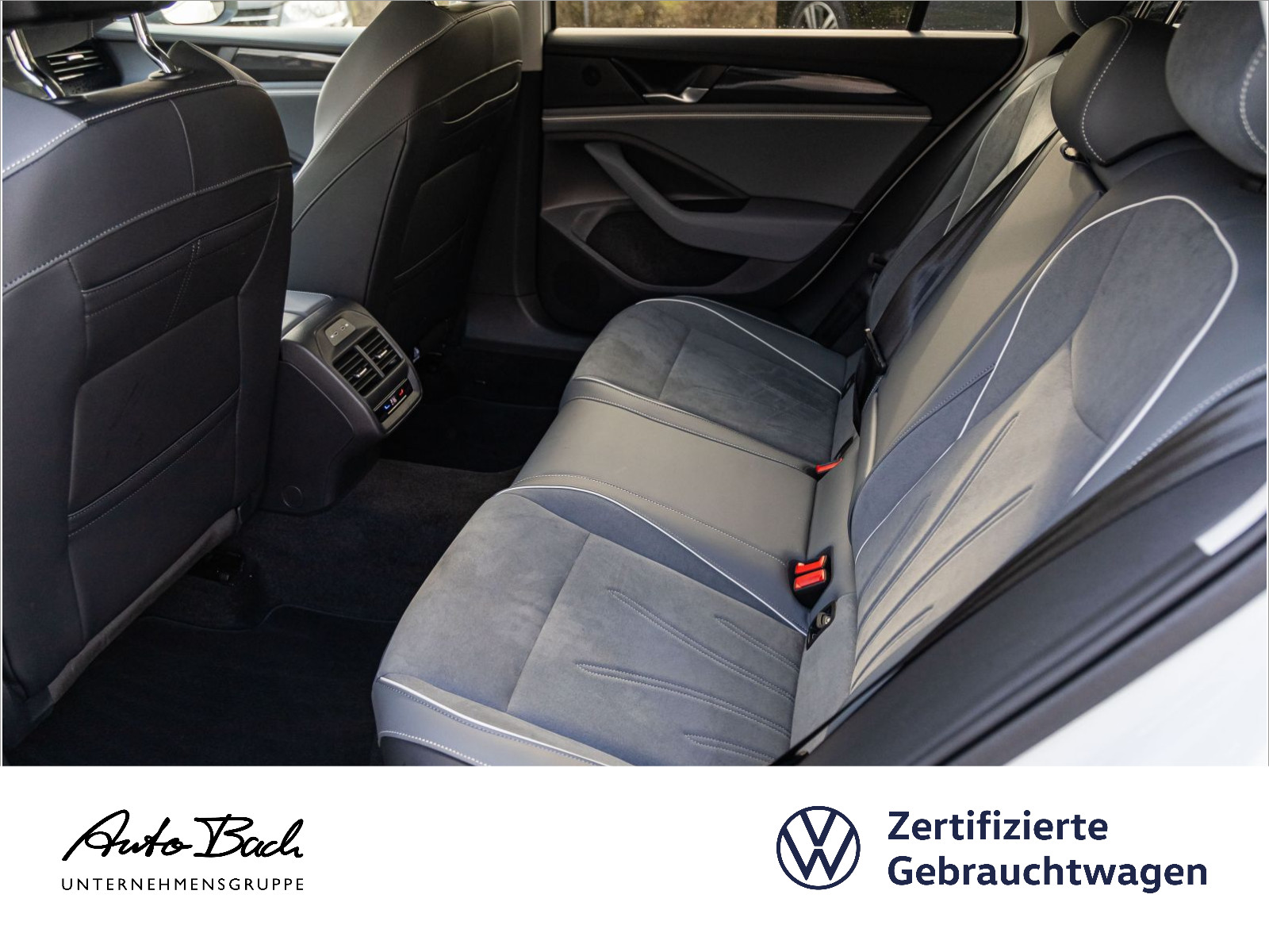 Volkswagen Passat Variant 1.5 eTSI DSG Business, Navi, LED, AHK, Park Assist, Klima, Digital Cockpit