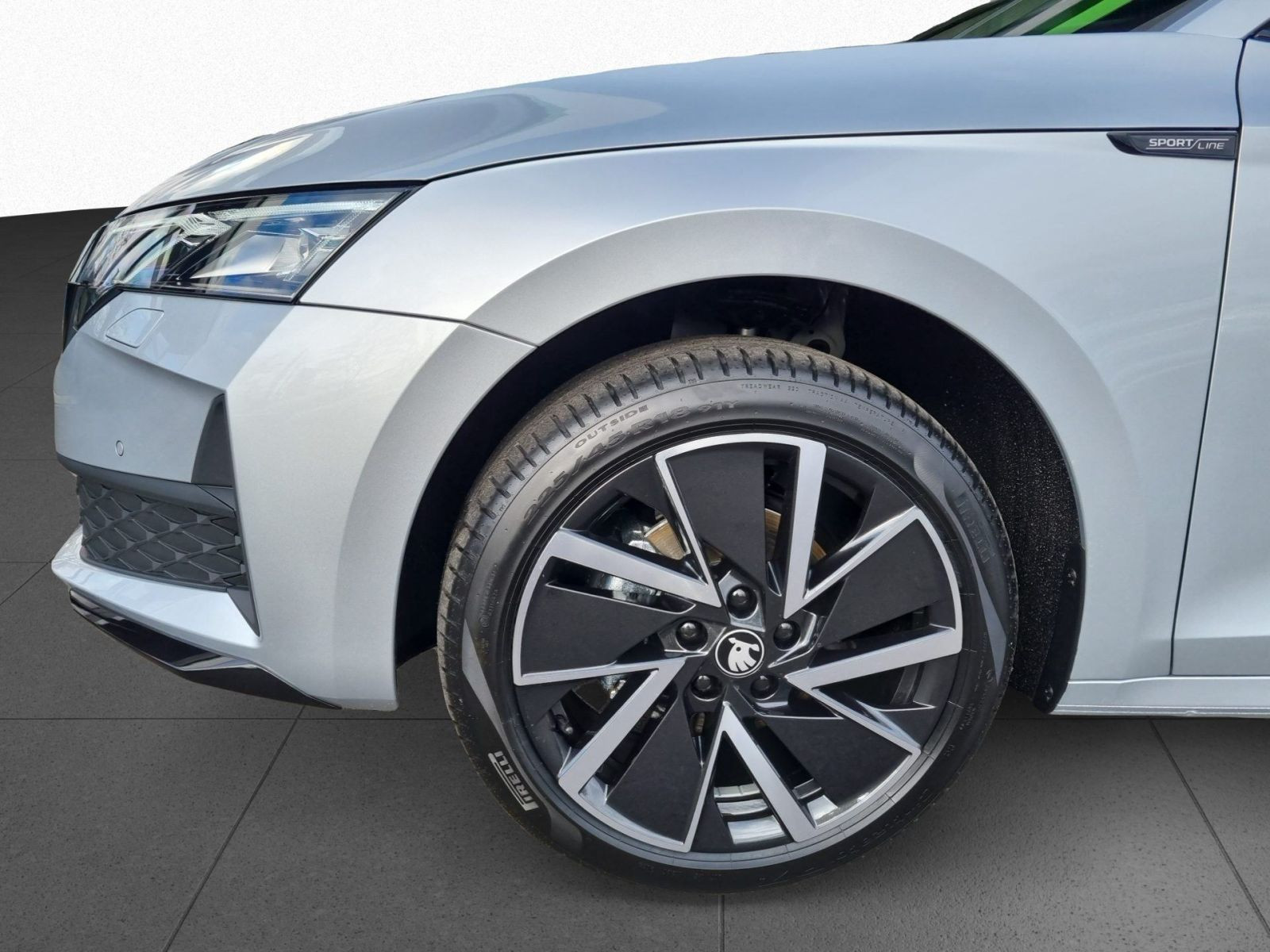 Skoda Octavia Combi 1.5 TSI Sportline DSG Navi LED HuD