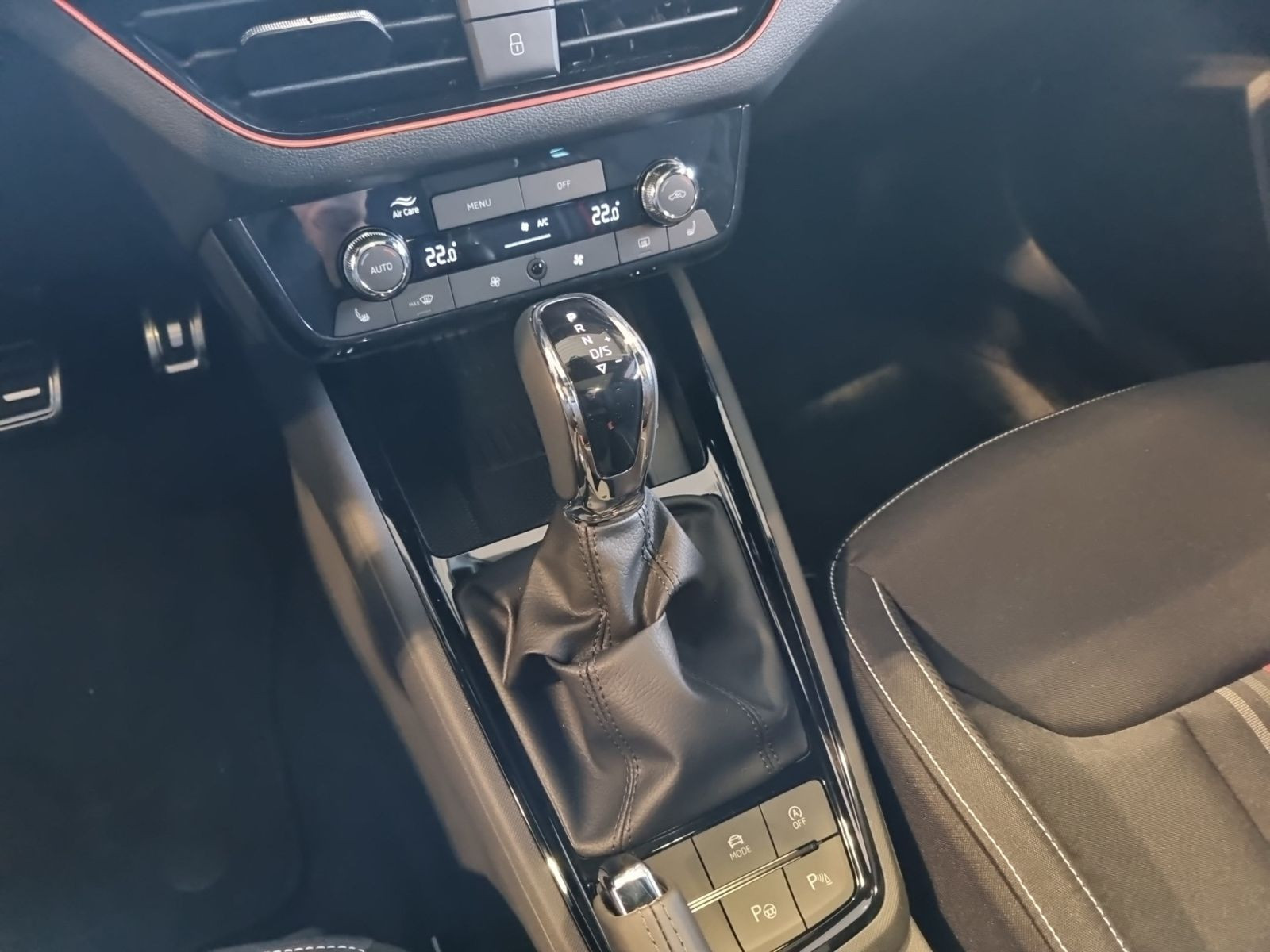 Skoda Scala 1.0TSI Monte Carlo DSG LED Panorama ACC