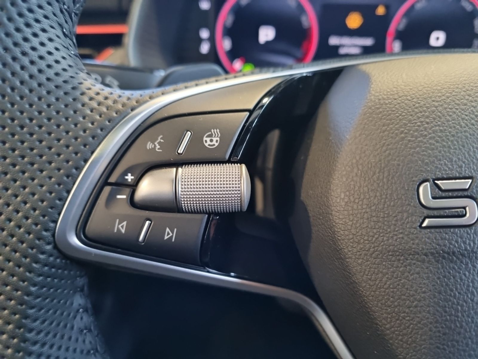 Skoda Scala 1.0TSI Monte Carlo DSG LED Panorama ACC