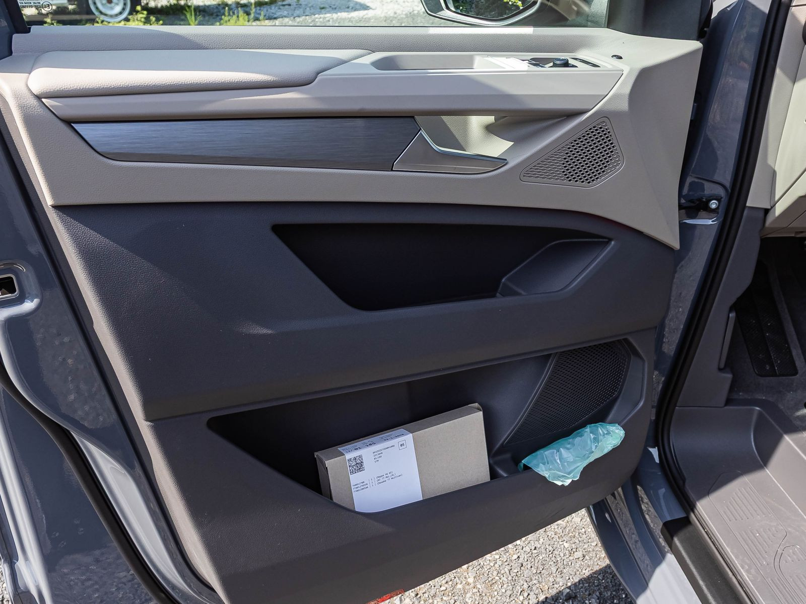 Volkswagen T7 Multivan "GOAL" 2.0 TDI DSG KÜ Navi LED ACC EPH AHK