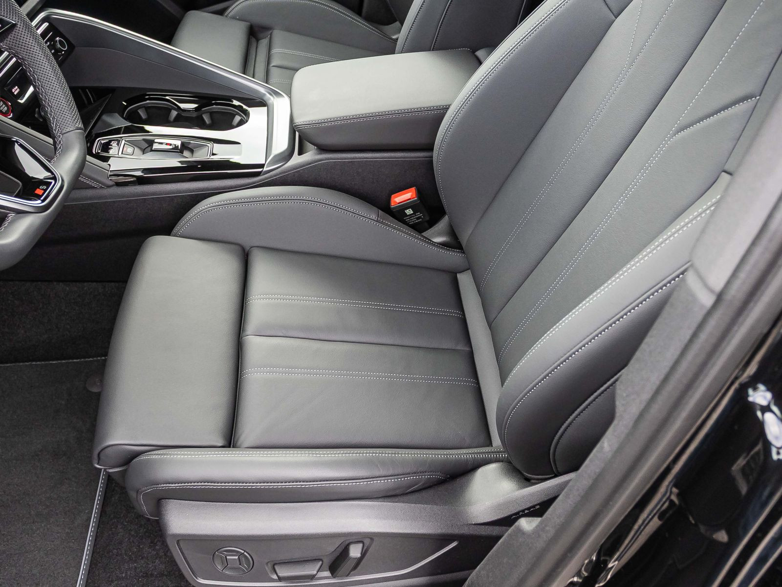 Audi Q5 Sportback S-Line TDI quattro TECH-Plus AHK Luftf. Pano