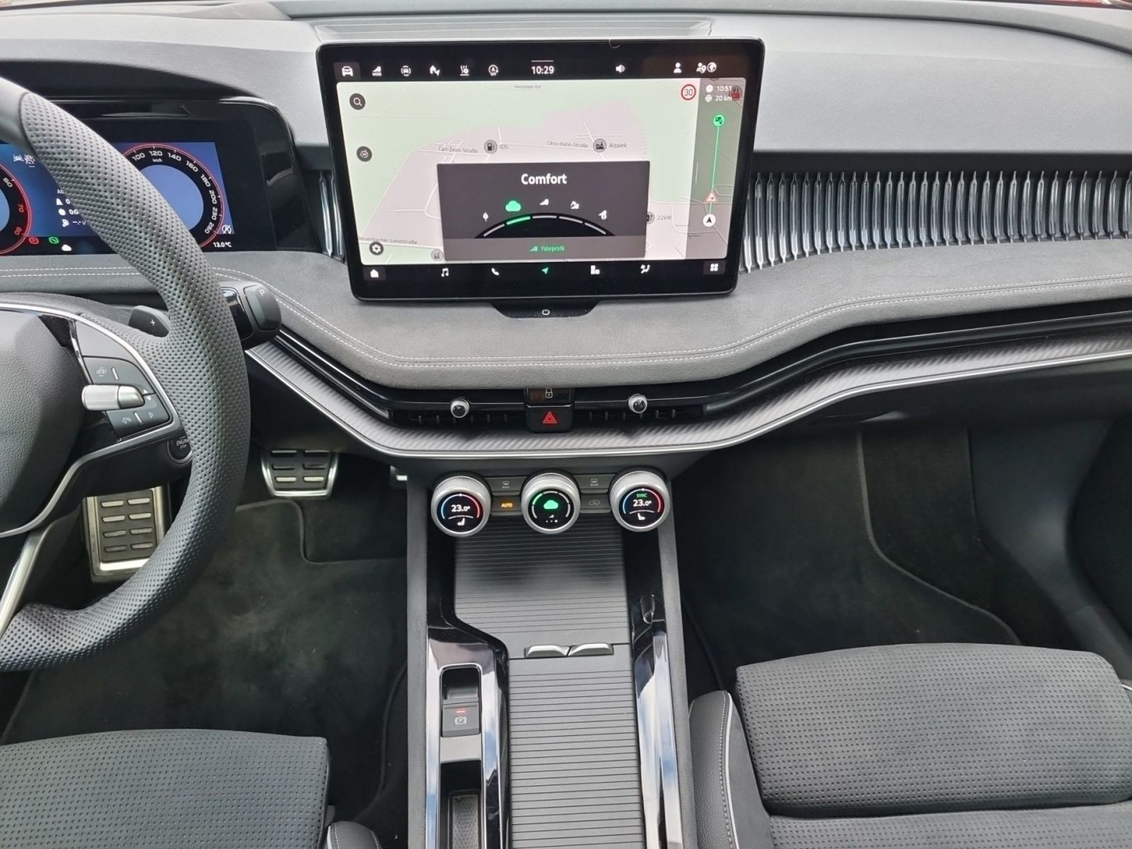 Skoda Superb Combi 2.0TSI Sportline DSG 4x4 Standhzg